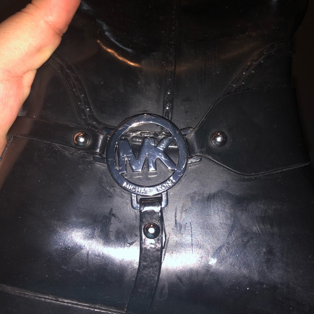 Black rain boots! - Picture 3 of 3